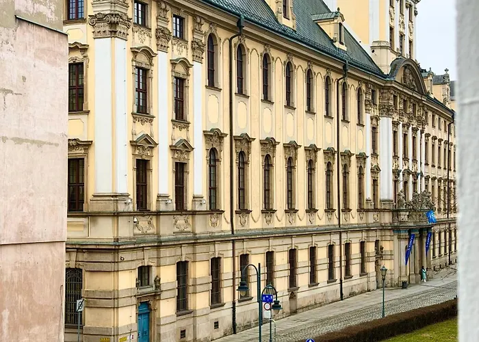 Rynek For 8 People By Bookinghost Apartament Wrocław