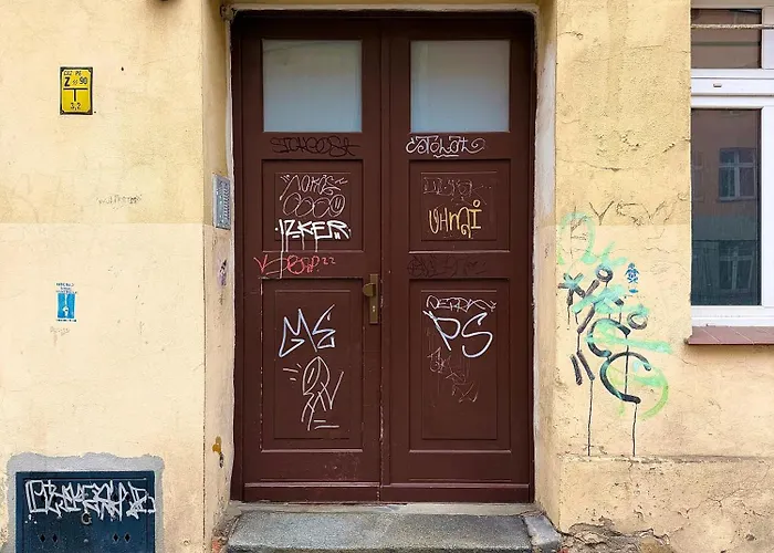 Appartement Rynek For 8 People By Bookinghost